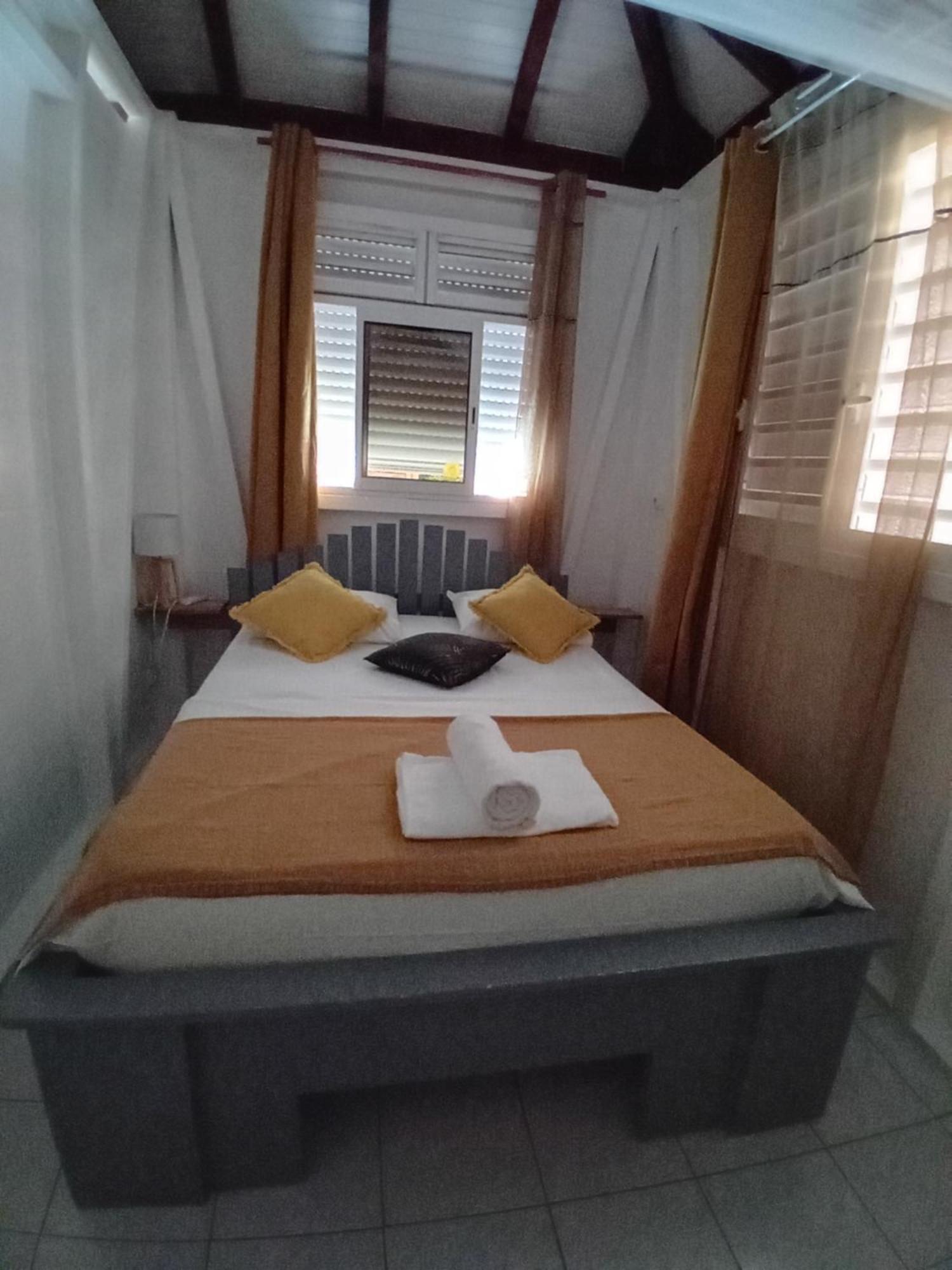 Les Hauts De Bornave Deshaies Ngoại thất bức ảnh